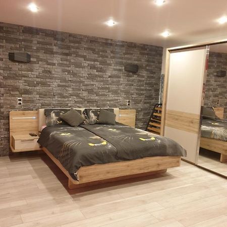 Room Petra In Centertown 塞尼 外观 照片