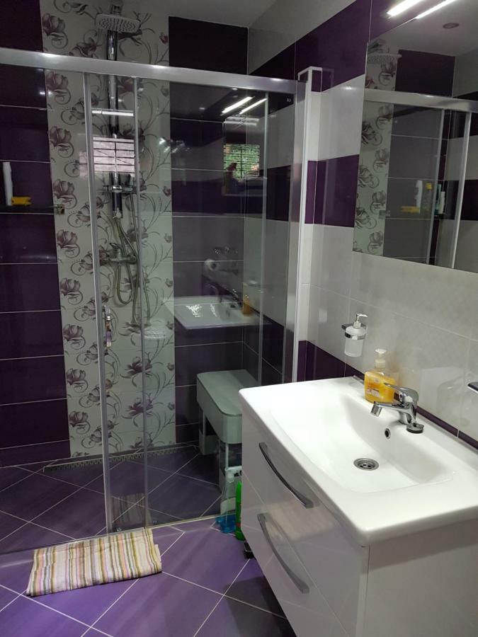 Room Petra In Centertown 塞尼 外观 照片
