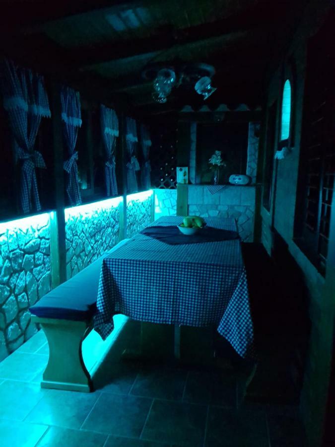 Room Petra In Centertown 塞尼 外观 照片